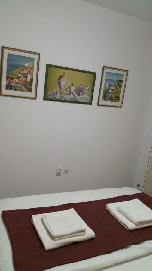 Kolonaki Domus Apartment Iasi Eksteriør bilde