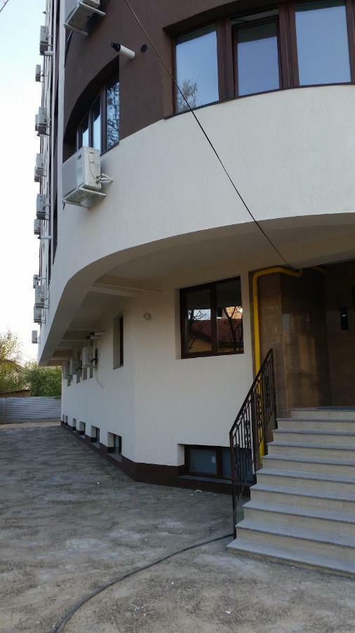 Kolonaki Domus Apartment Iasi Eksteriør bilde