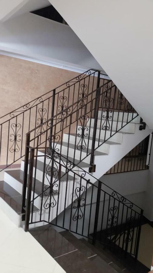 Kolonaki Domus Apartment Iasi Eksteriør bilde