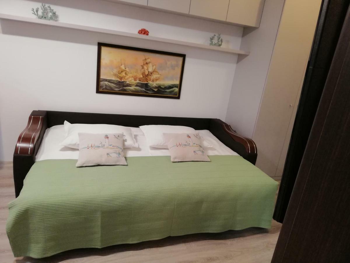 Kolonaki Domus Apartment Iasi Eksteriør bilde