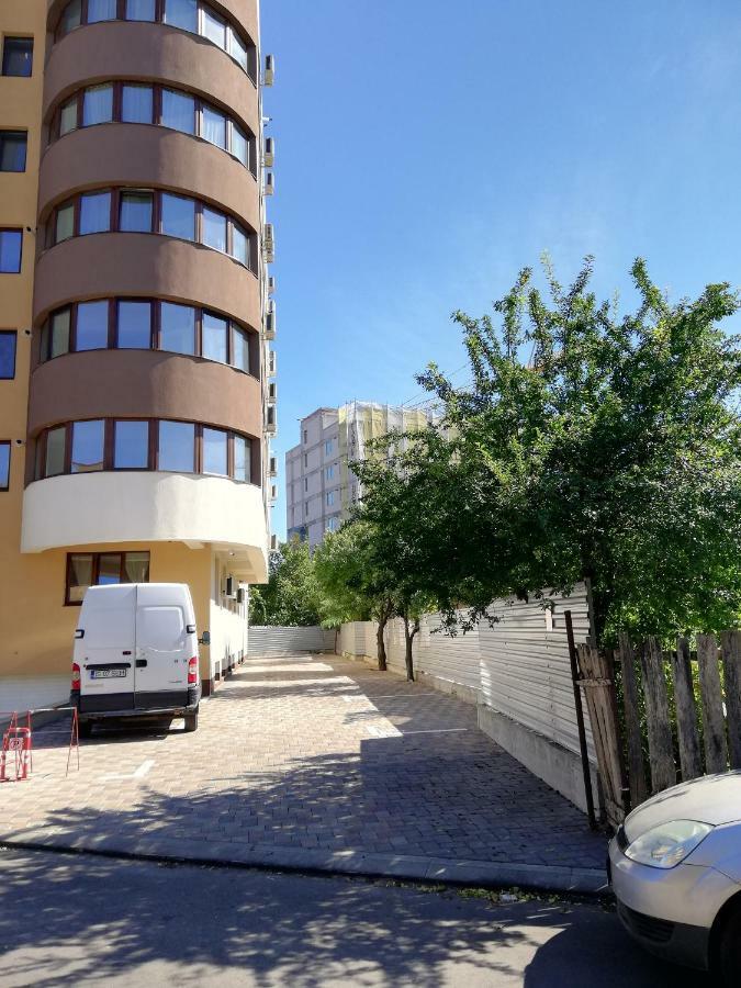 Kolonaki Domus Apartment Iasi Eksteriør bilde