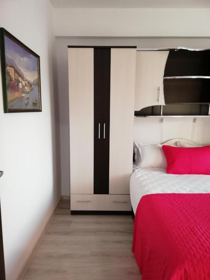 Kolonaki Domus Apartment Iasi Eksteriør bilde